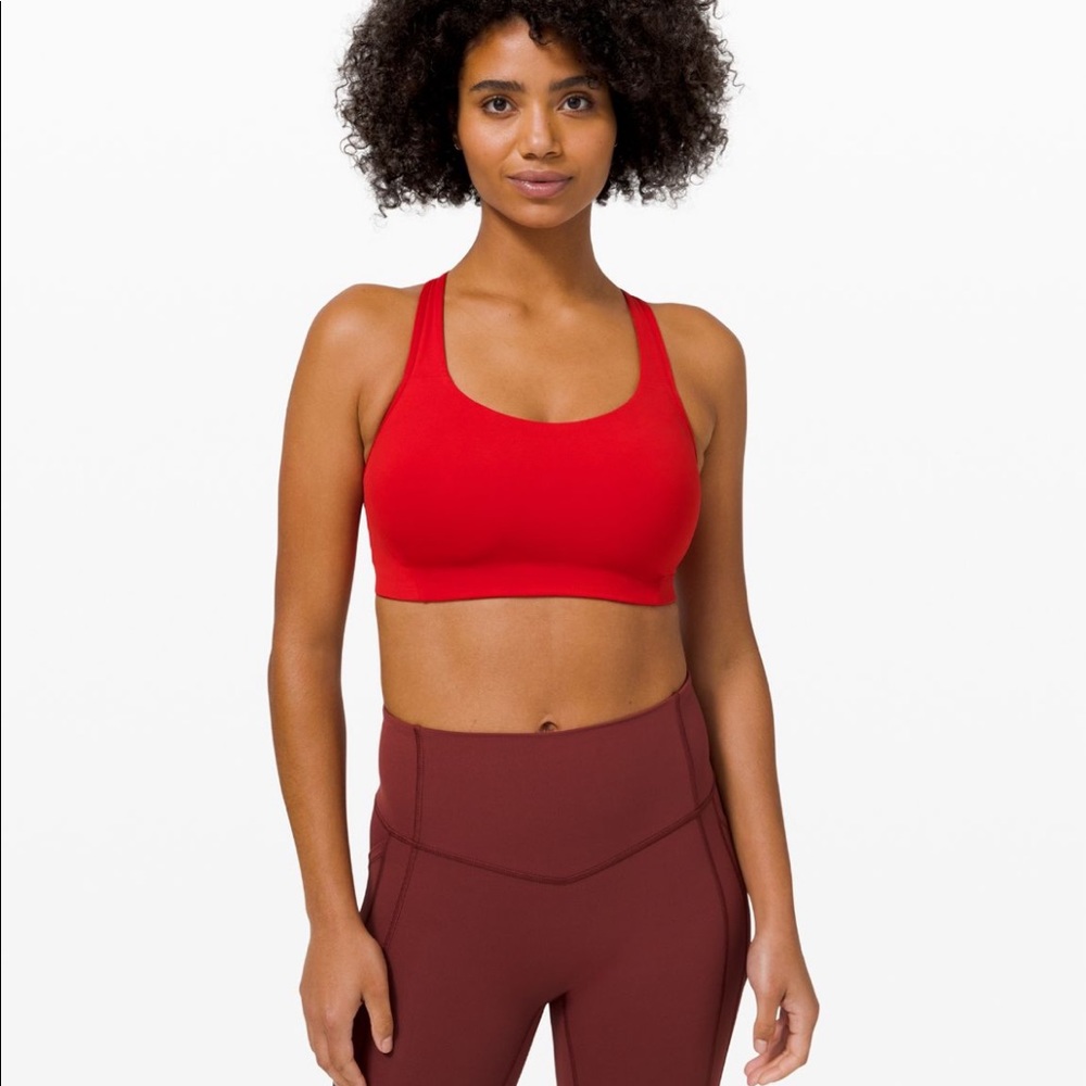 Lululemon All Powered Up Bra *Medium Support 32DD NWT